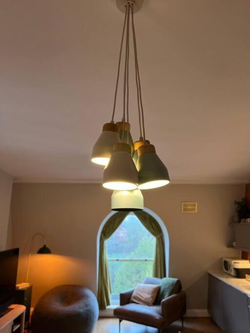 Peaceful Bright City Hide Away With Parking Appartamento Londra